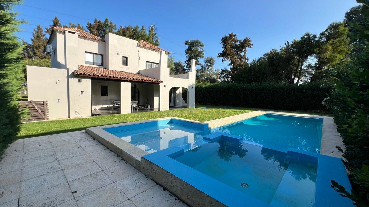 Foto de Venta Casa en Bo Septiembre Escobar APTO CREDITO, imagen 1