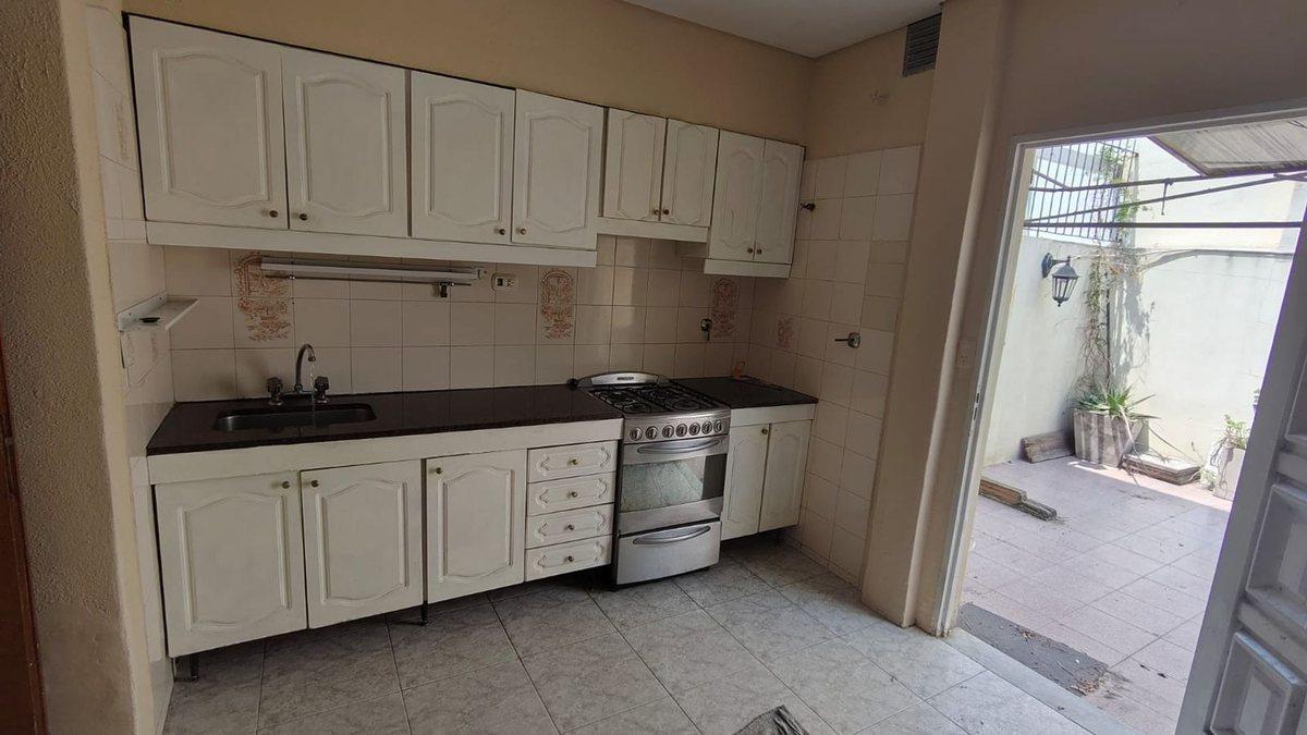Foto de Venta Duplex 4 ambientes Lugano apto credito, imagen 1