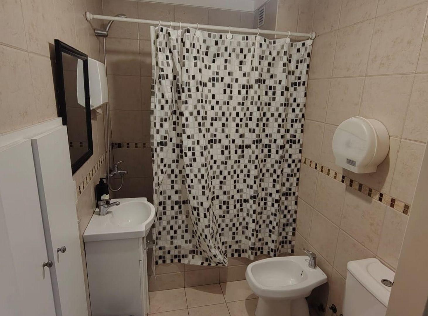 Foto de VENTA DEPARTAMENTO CON JARDÍN EN VILLA URQUIZA, imagen 5