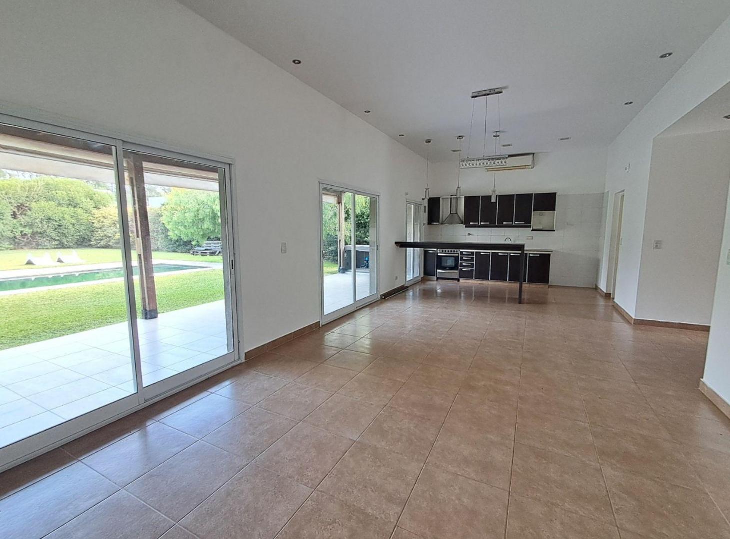Foto de Venta casa en Villanueva Tigre-1 planta y Pileta, imagen 3