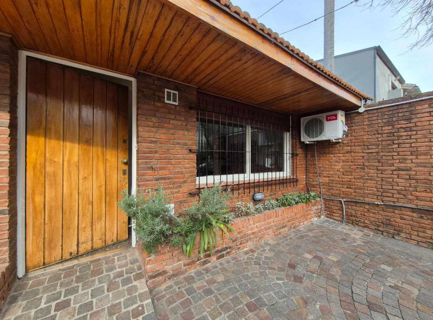 Foto de Casa Luminosa con Pileta Beccar San Isidro, imagen 3