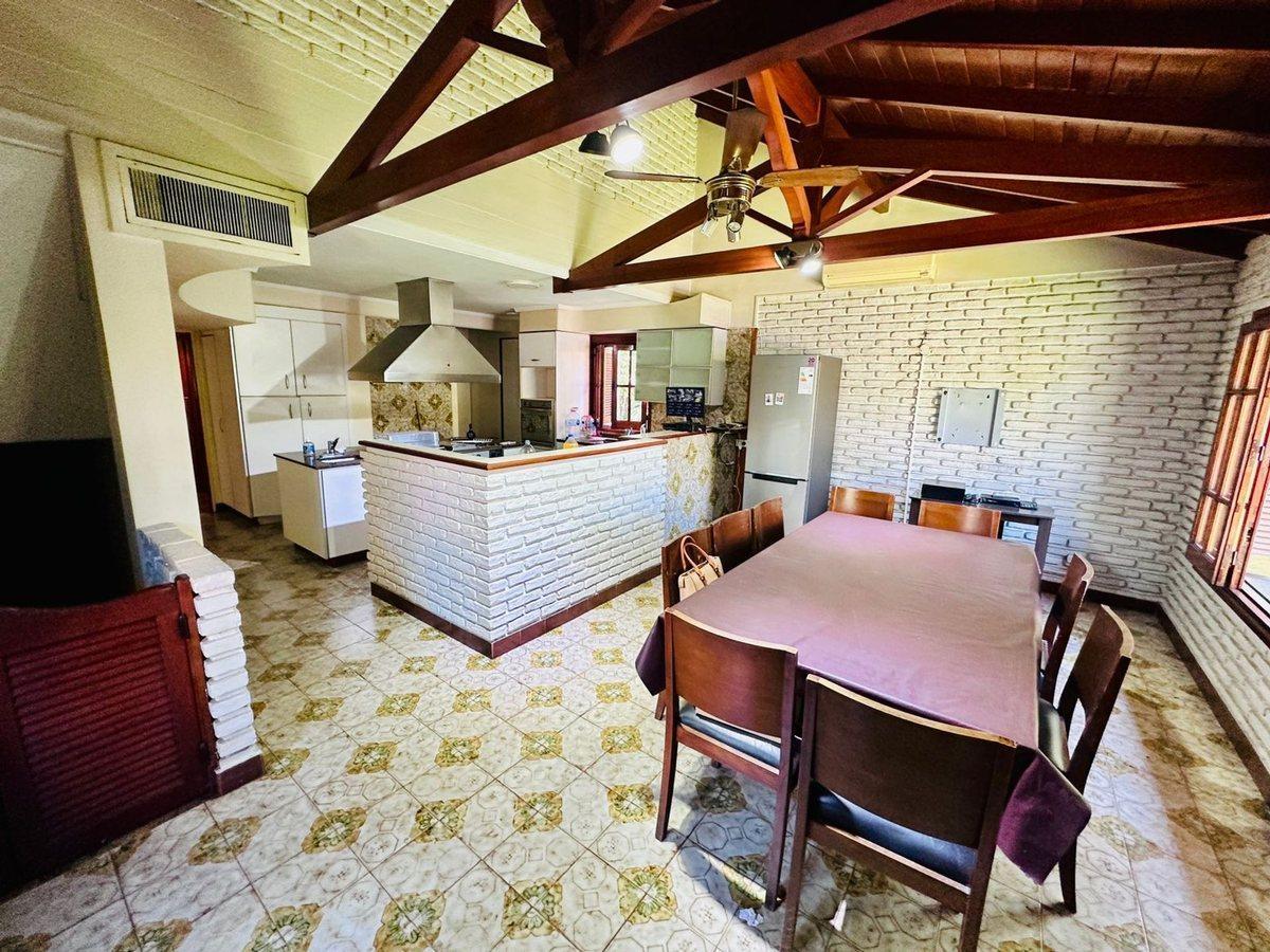 Foto de Venta Casa 9 amb con jardín y pileta La Horqueta, imagen 5