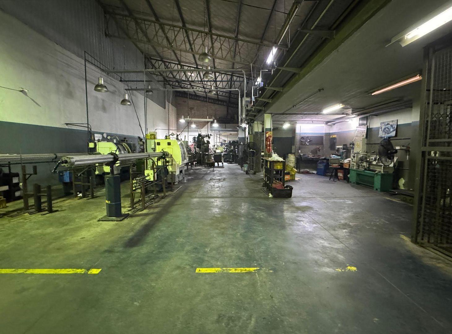 Foto de DEPÓSITO GALPÓN 5 AMBIENTES SOBREPISO, imagen 3