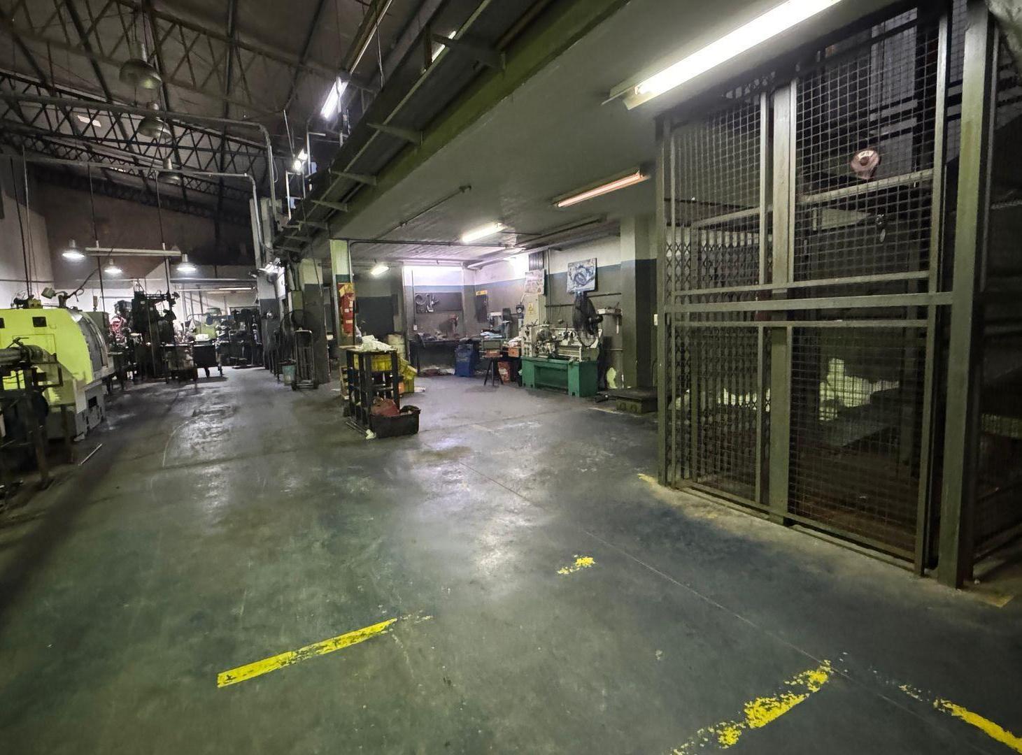 Foto de DEPÓSITO GALPÓN 5 AMBIENTES SOBREPISO, imagen 5