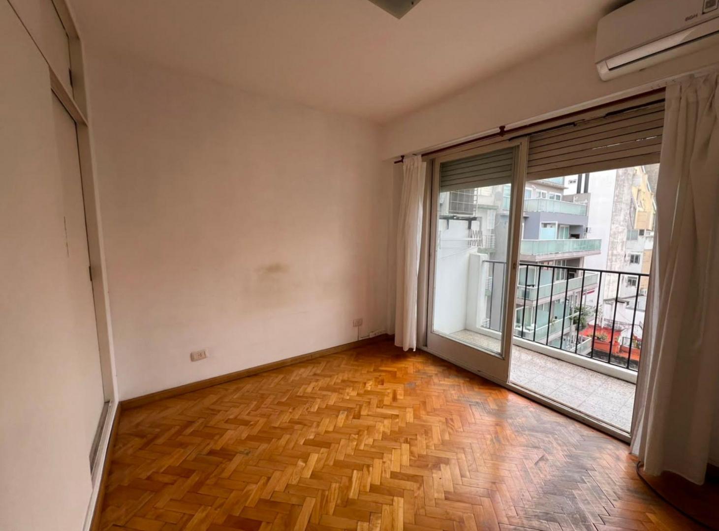 Foto de Venta Depto 2 Amb en Barrio Norte con Balcón, imagen 3