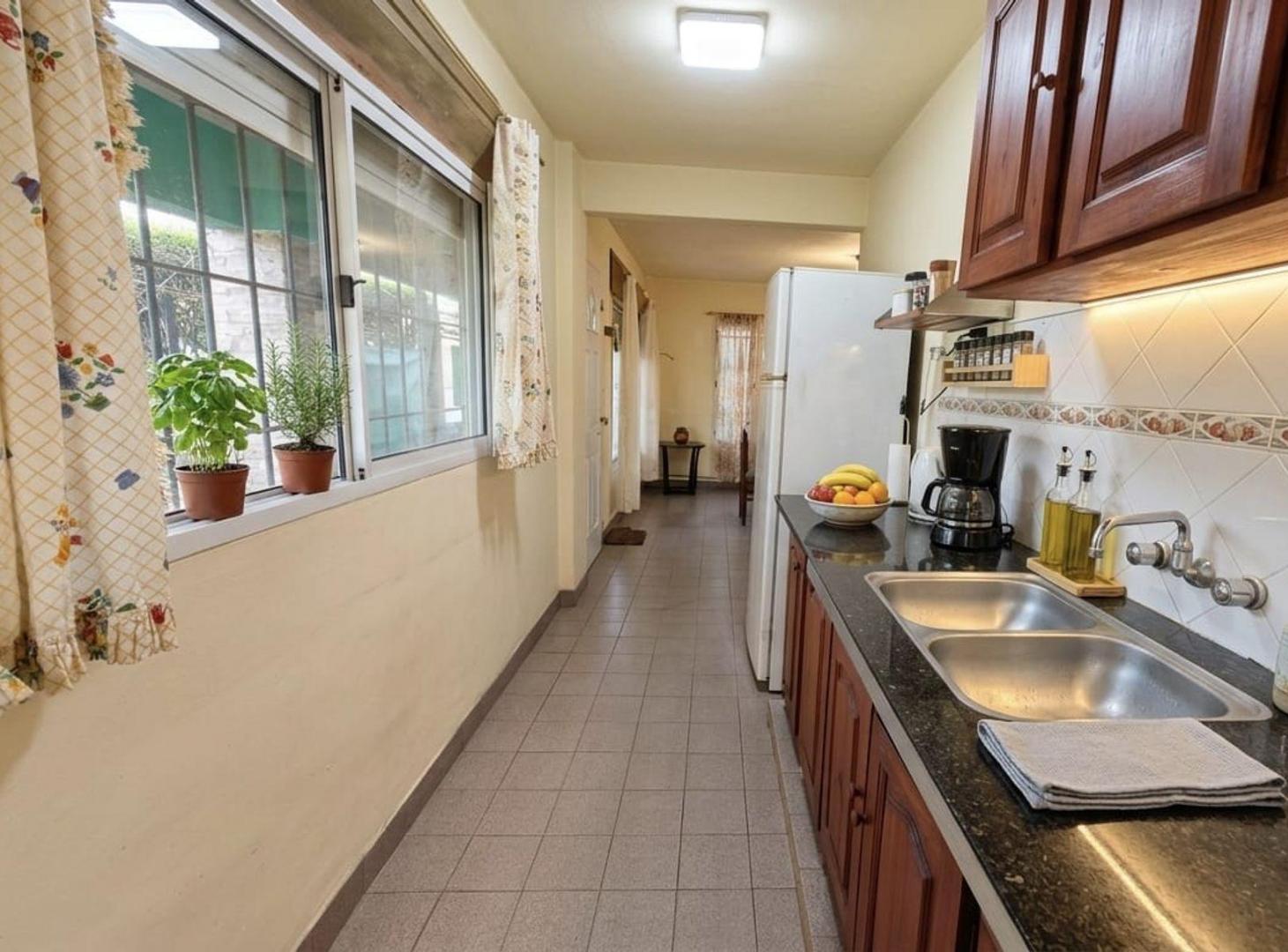 Foto de VENTA CASA EN PILAR - DOS PLANTAS 4 AMBIENTES, imagen 3