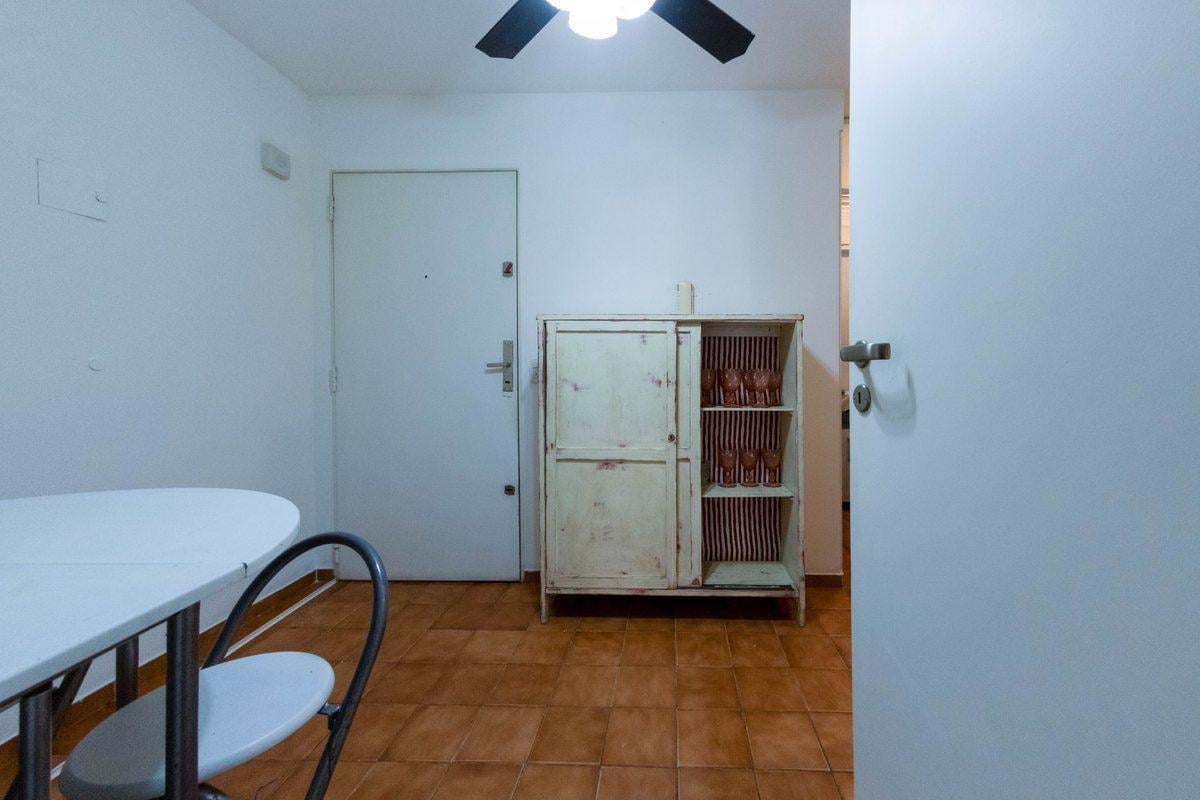 Foto de VENTA DEPTO 4 AMB BARRIO NORTE COCHERA APTO CREDIT, imagen 5