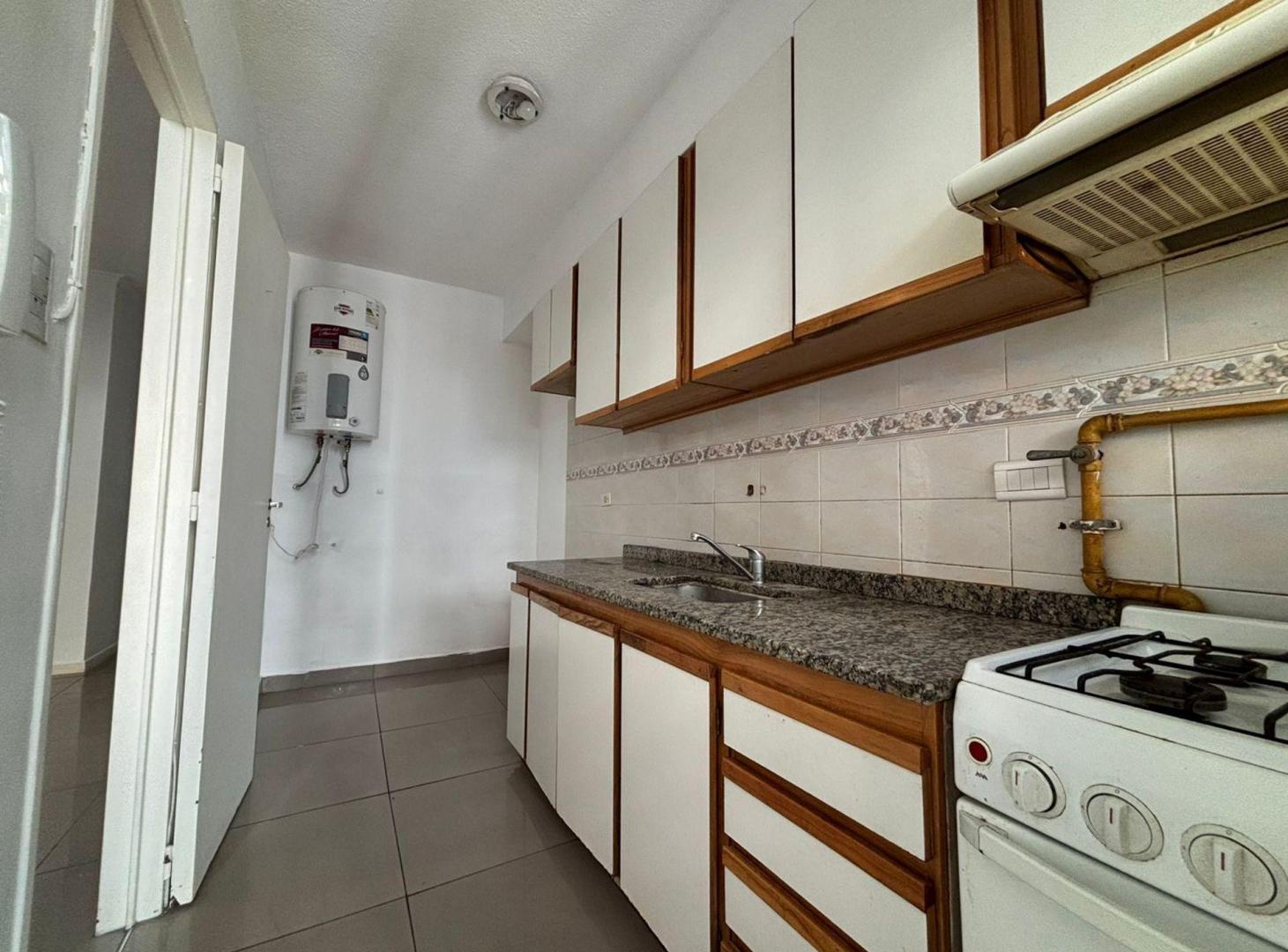Foto de VENTA DEPARTAMENTO 3 AMBIENTES RAMOS MEJÍA PERMUTA, imagen 3
