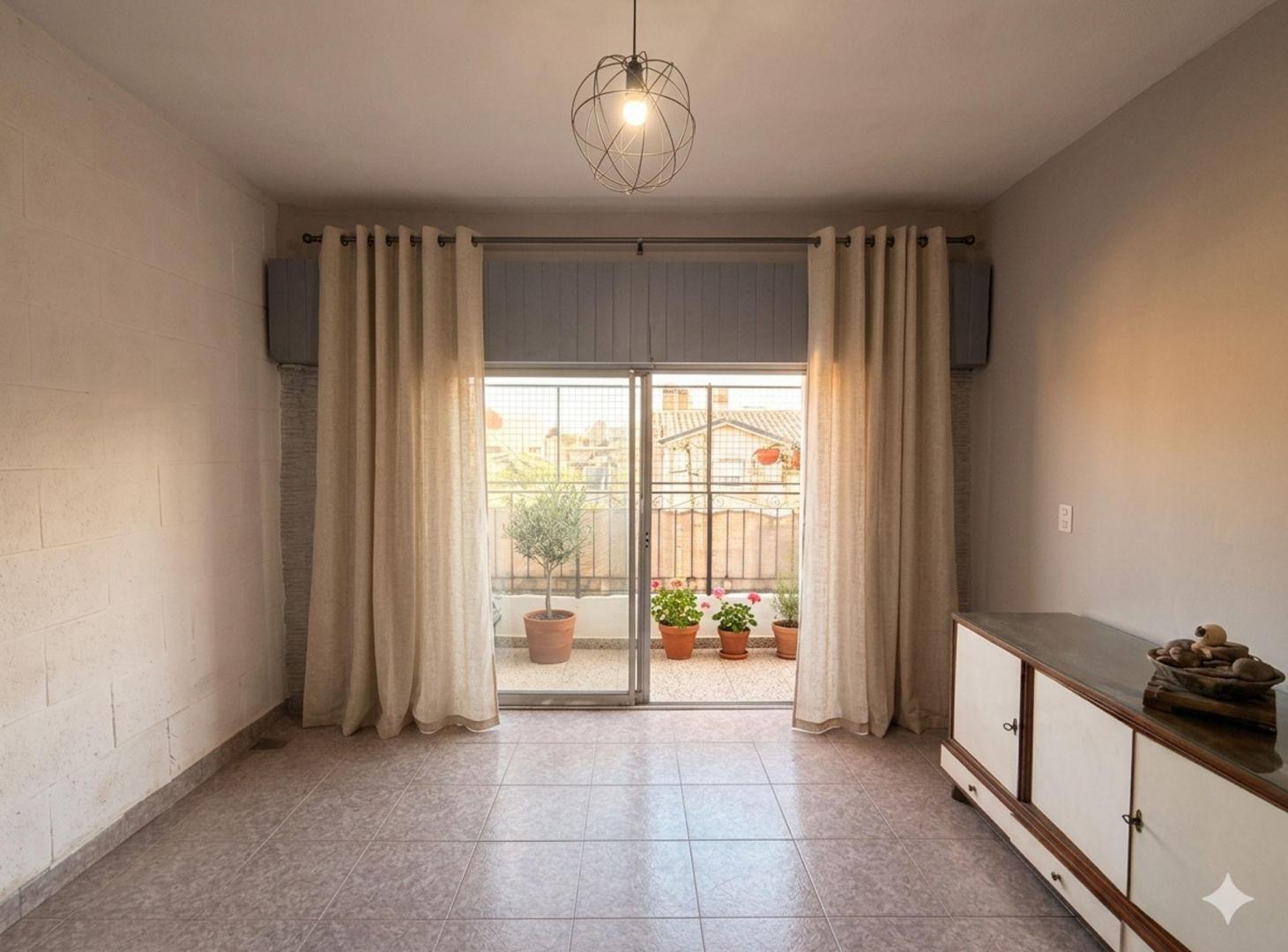 Foto de VENTA PH 4 ambientes en Villa Adelina., imagen 1