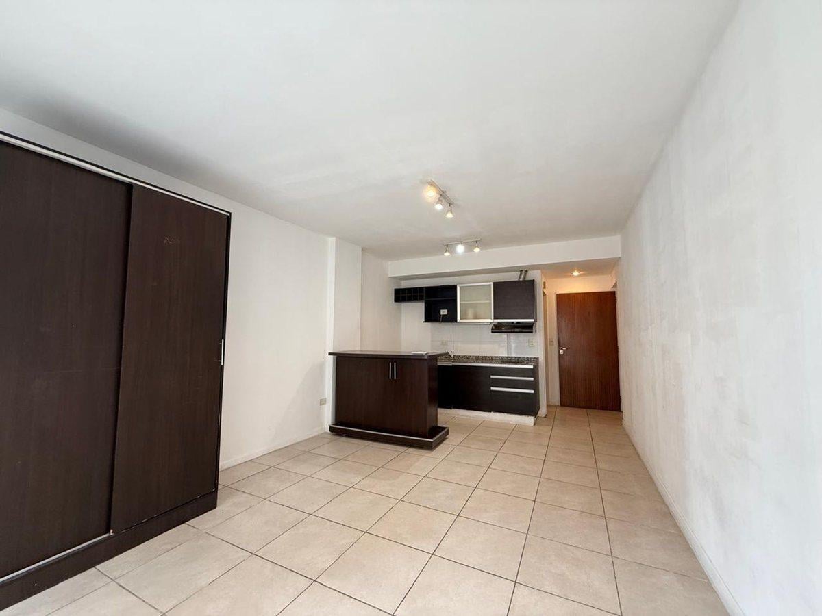 Foto de VENTA MONOAMBIENTE - Con Balcon - Impecable, imagen 3