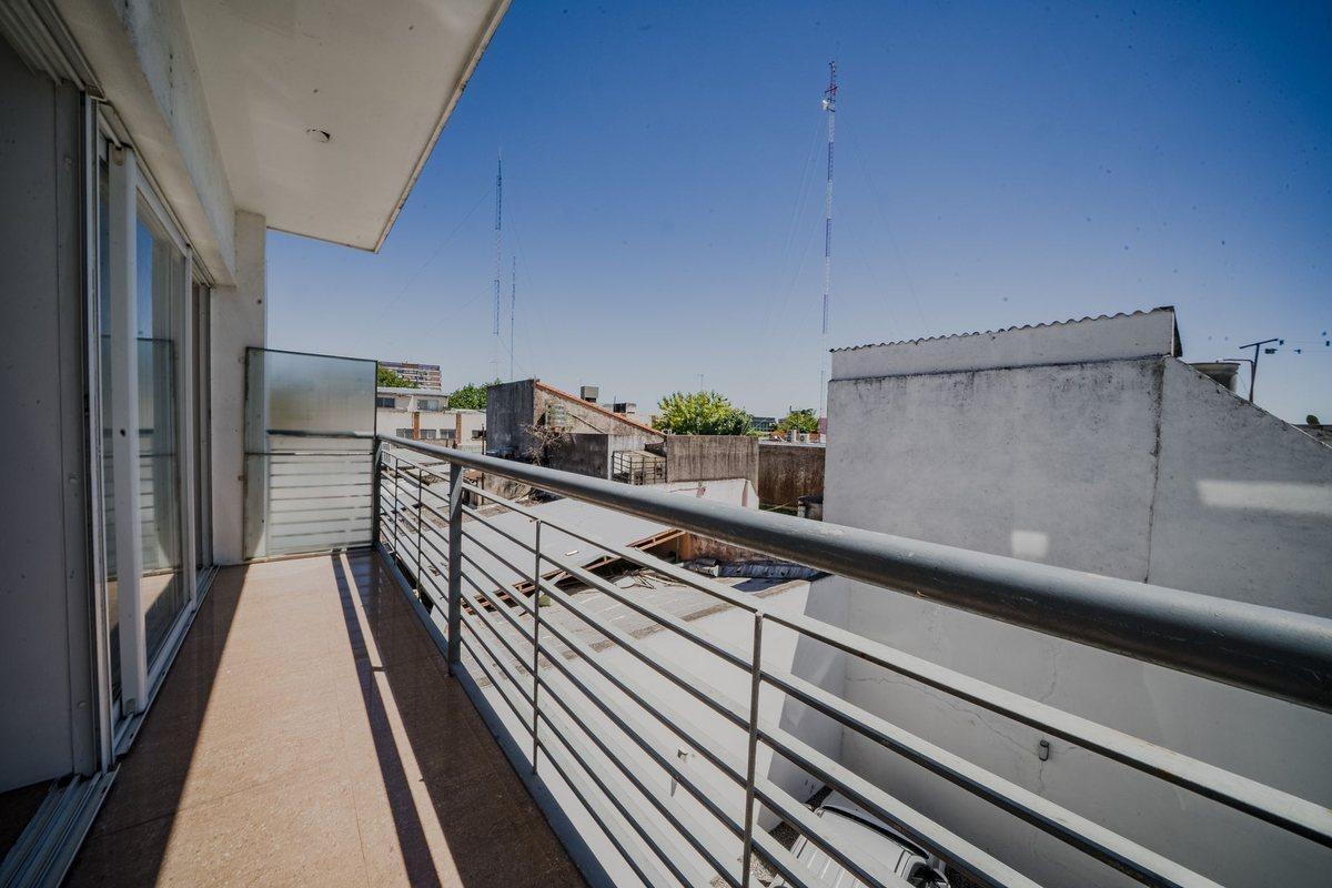 Foto de VENTA DEPARTAMENTO 3 AMBIENTES SAN ISIDRO, imagen 5