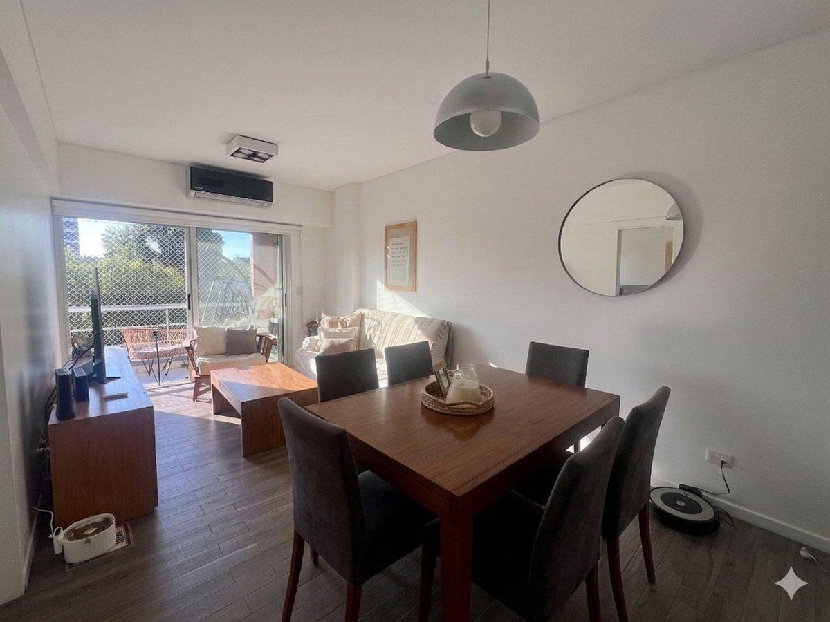 Foto de Venta Dúplex 3 Amb c/ Terraza Propia y Coch, imagen 3