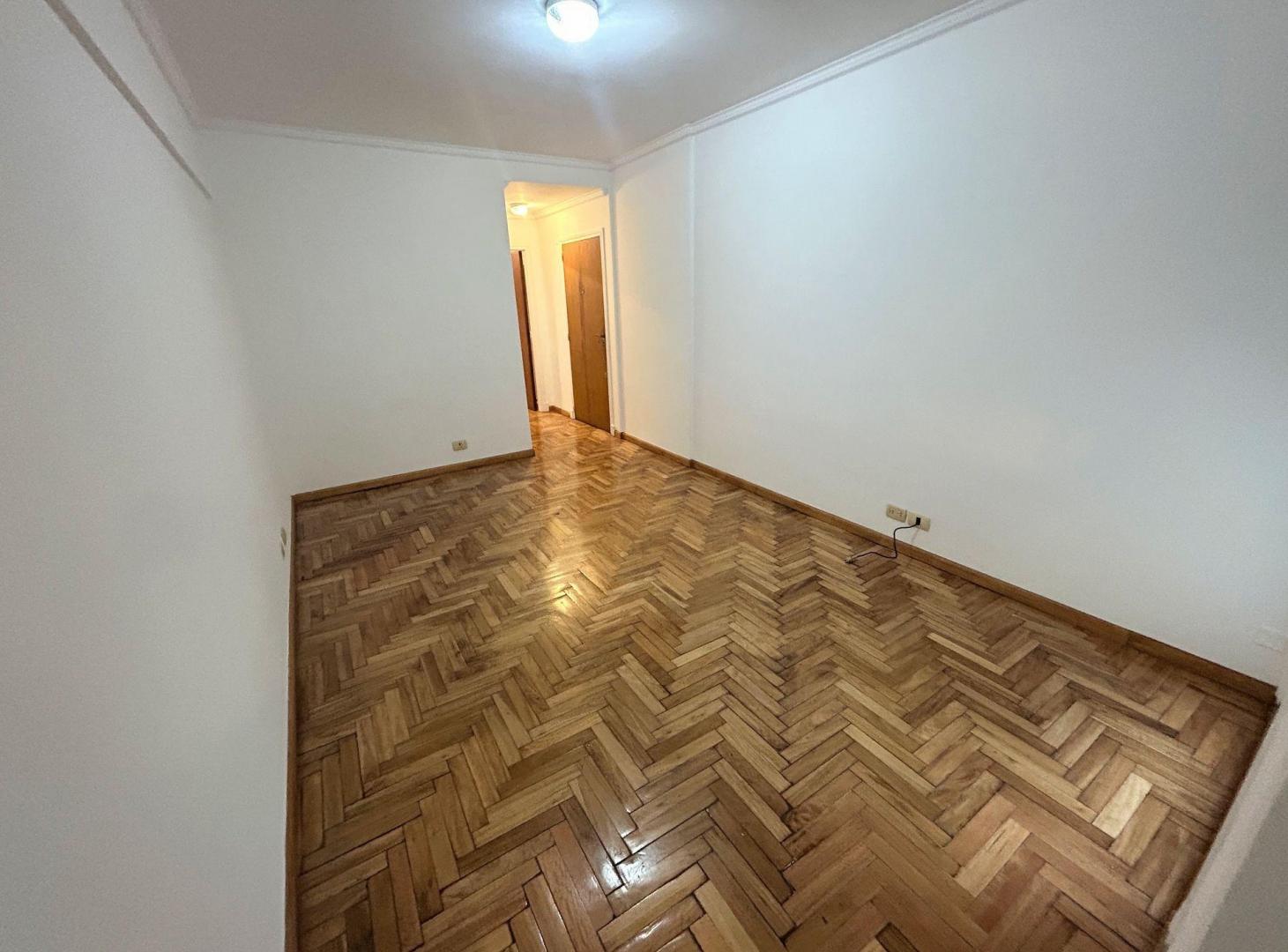 Foto de Venta Departamento dos ambientes en Balvanera, imagen 1