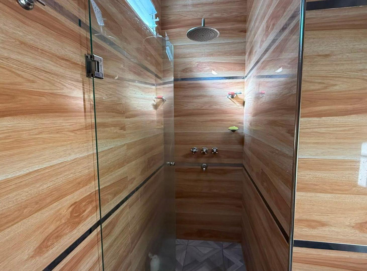 Foto de venta casa 4 ambientes EL TALAR, imagen 2