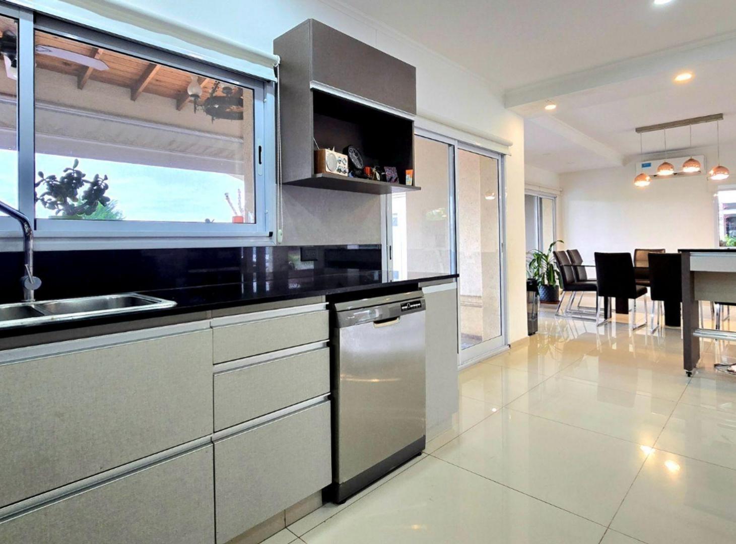Foto de VENTA CASA 5 AMB HARAS DE SANTA MARIA, ESCOBAR, imagen 5