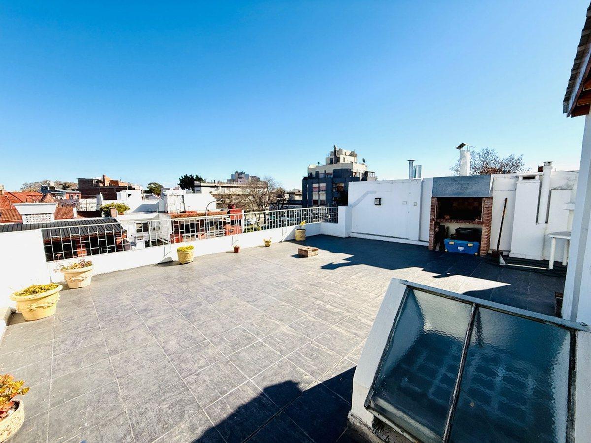 Foto de VENTA PH 5 ambientes TERRAZA y BALCÓN Monte Castro, imagen 2