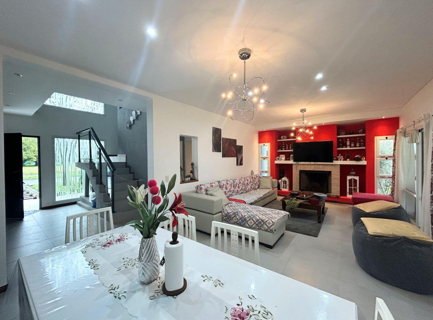 Foto de Alqui casa 6 ambientes en Barrio Golf Las Cañuelas, imagen 2