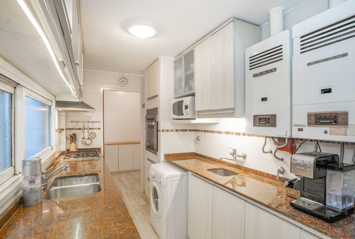 Foto de Dpto 4 amb c/cochera en venta en Vicente Lopez, imagen 4