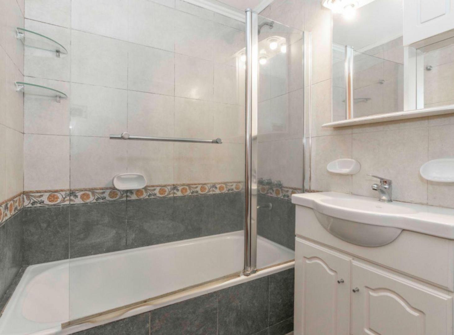 Foto de PH 2amb-VENTA-BALCON-ALTILLO-S/EXPENSAS-MATADEROS, imagen 2