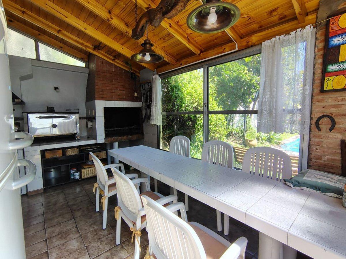 Foto de VENTA CASA 5 AMB QUINCHO PILETA S JUSTO LOMAS COCH, imagen 5