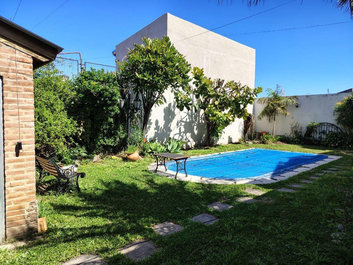 Foto de VENTA CASA 5 AMB QUINCHO PILETA S JUSTO LOMAS COCH, imagen 2