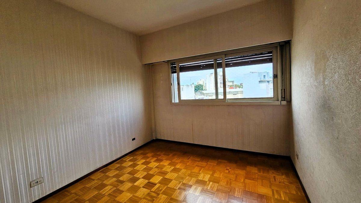 Foto de DEPTO 3 AMB EN VENTA VILLA LURO, imagen 4