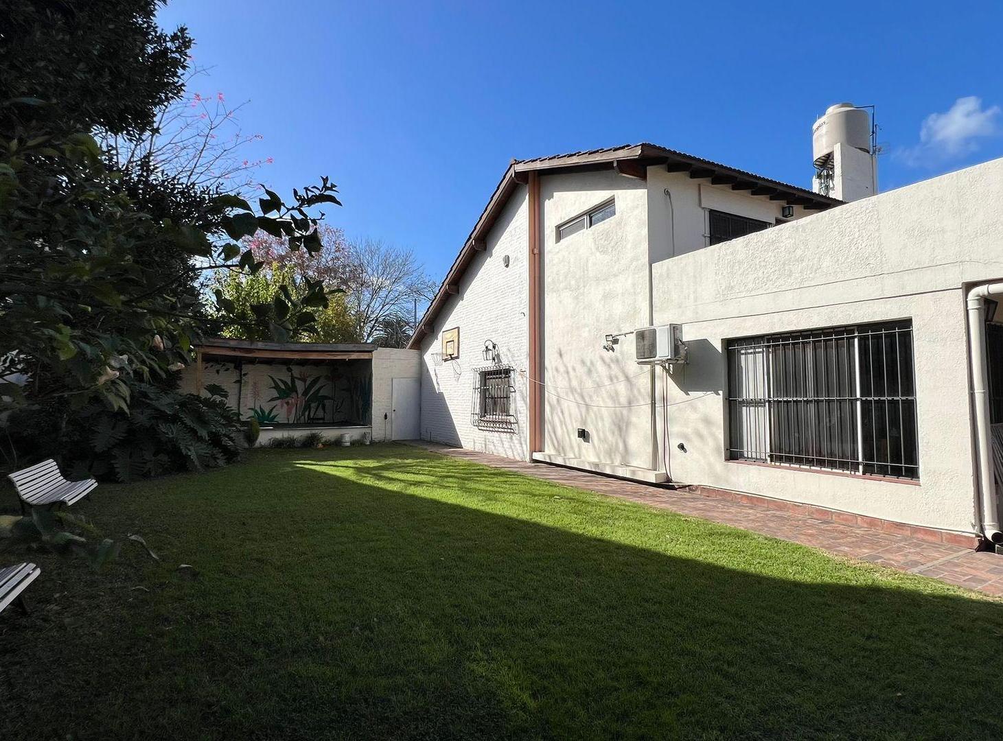 Foto de Casa en Venta Ing Maschwitz pileta dos lotes, imagen 4