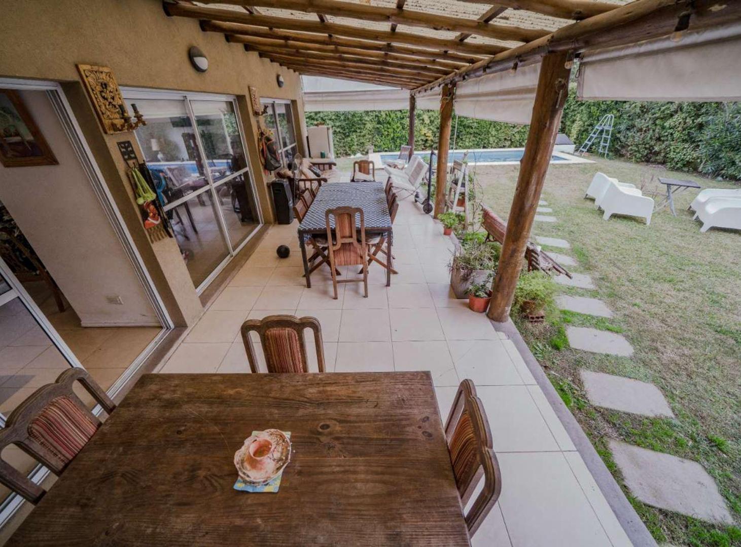 Foto de VENTA CASA 4 AMBIENTES BARRIO SAN LUCAS MASCHWITZ, imagen 1