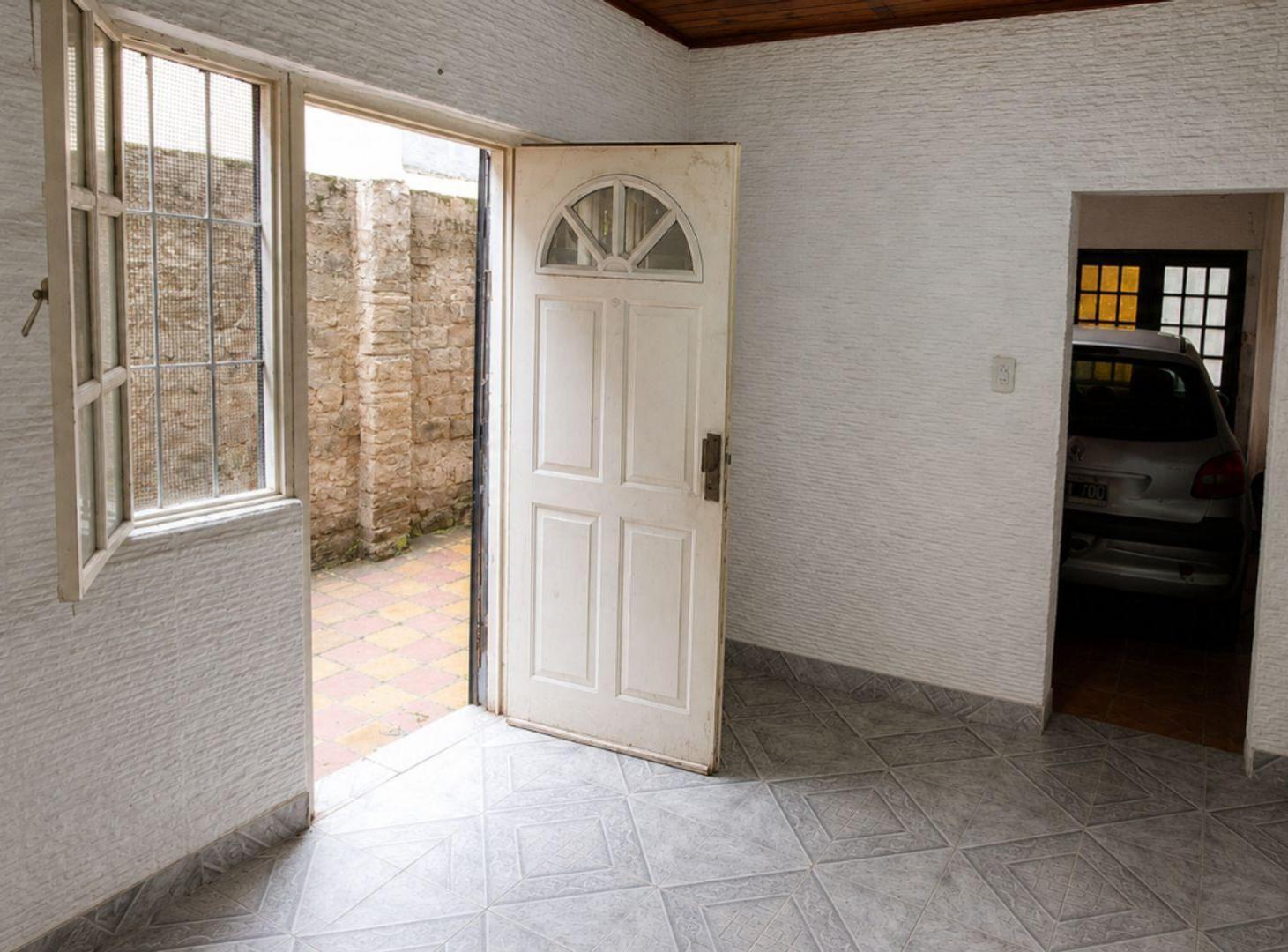 Foto de VENTA PH MULTIFAMILIAR VILLA BALLESTER REFACCION, imagen 2