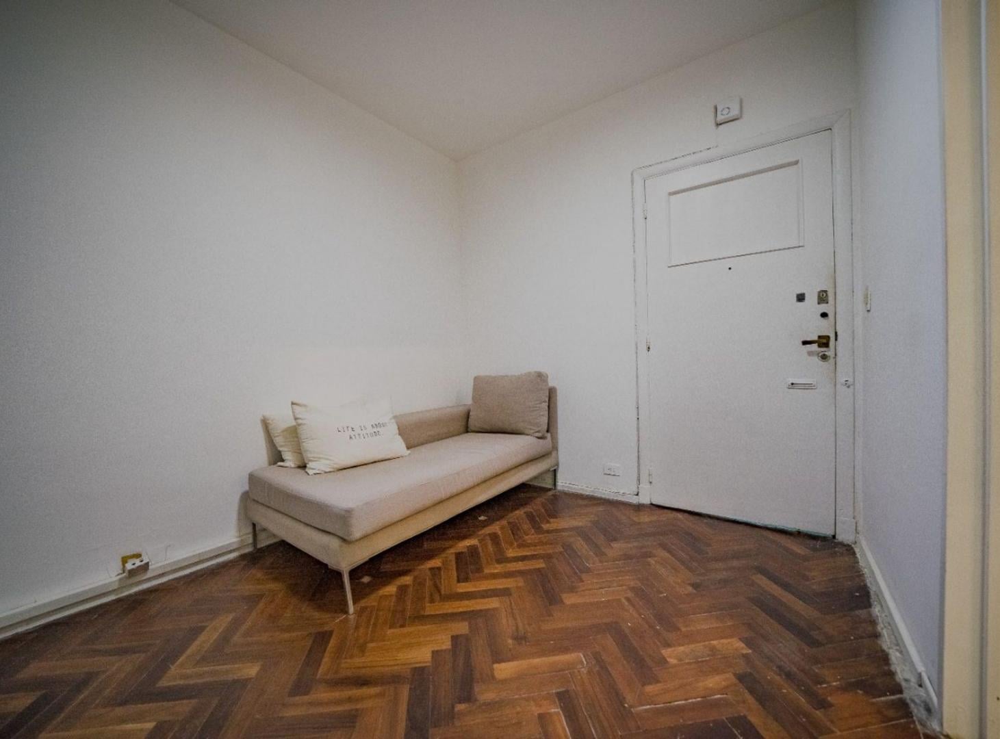 Foto de VENTA OFICINA SAN NICOLAS, imagen 5
