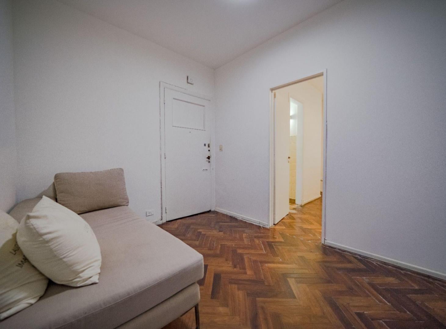 Foto de VENTA OFICINA SAN NICOLAS, imagen 1