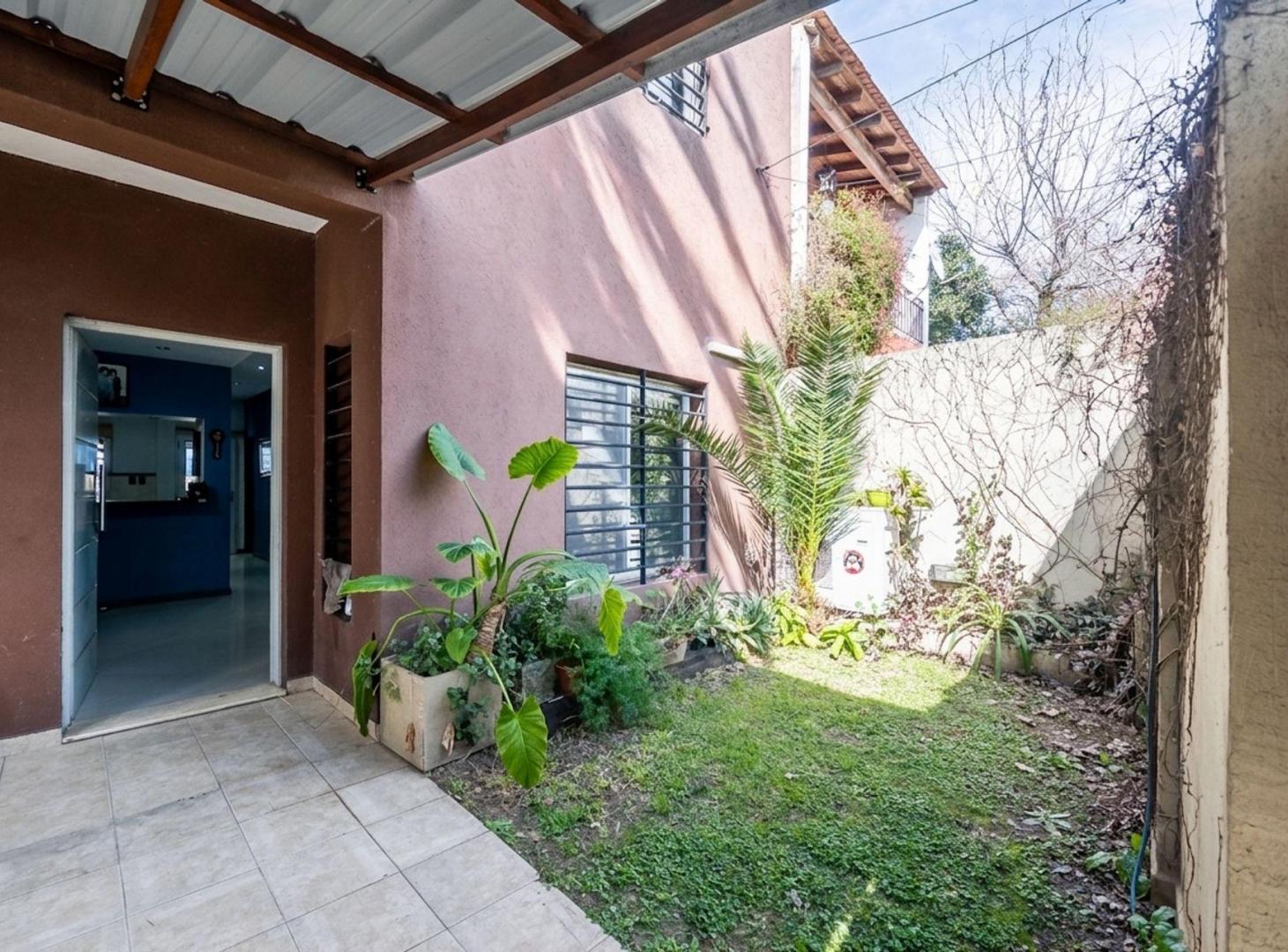 Foto de Casa 5 amb San Fernando con Jardin y Pileta, imagen 5