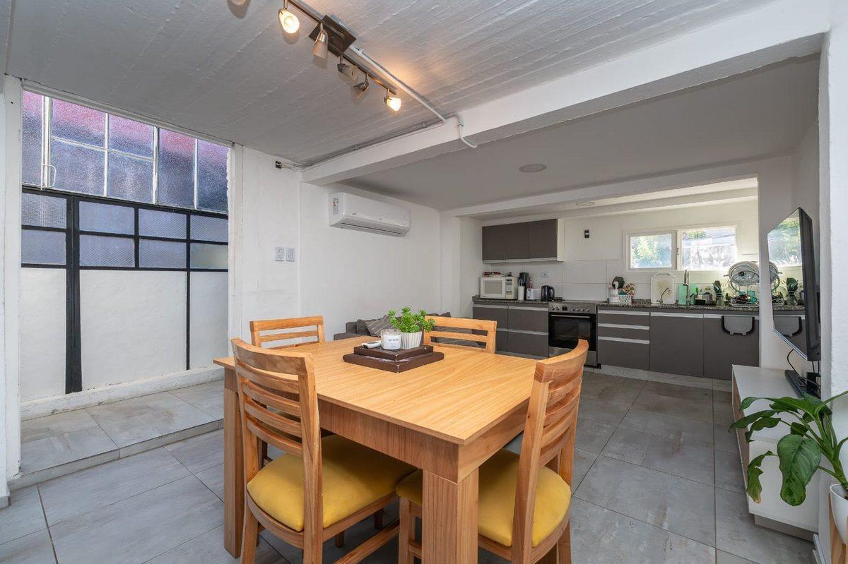 Foto de VENTA PH 2 AMB en San Telmo RECICLADO, imagen 3