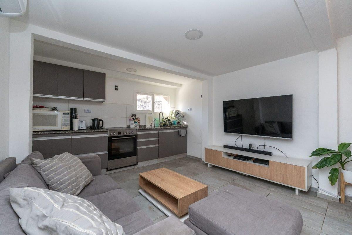 Foto de VENTA PH 2 AMB en San Telmo RECICLADO, imagen 5