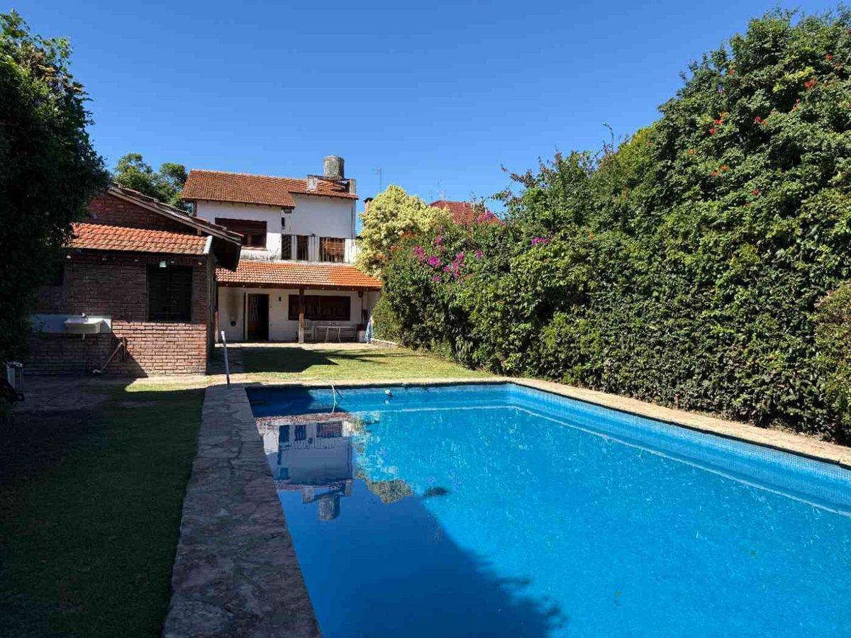 Foto de Venta Casa 4 amb Lomas de San Isidro Permuta, imagen 2