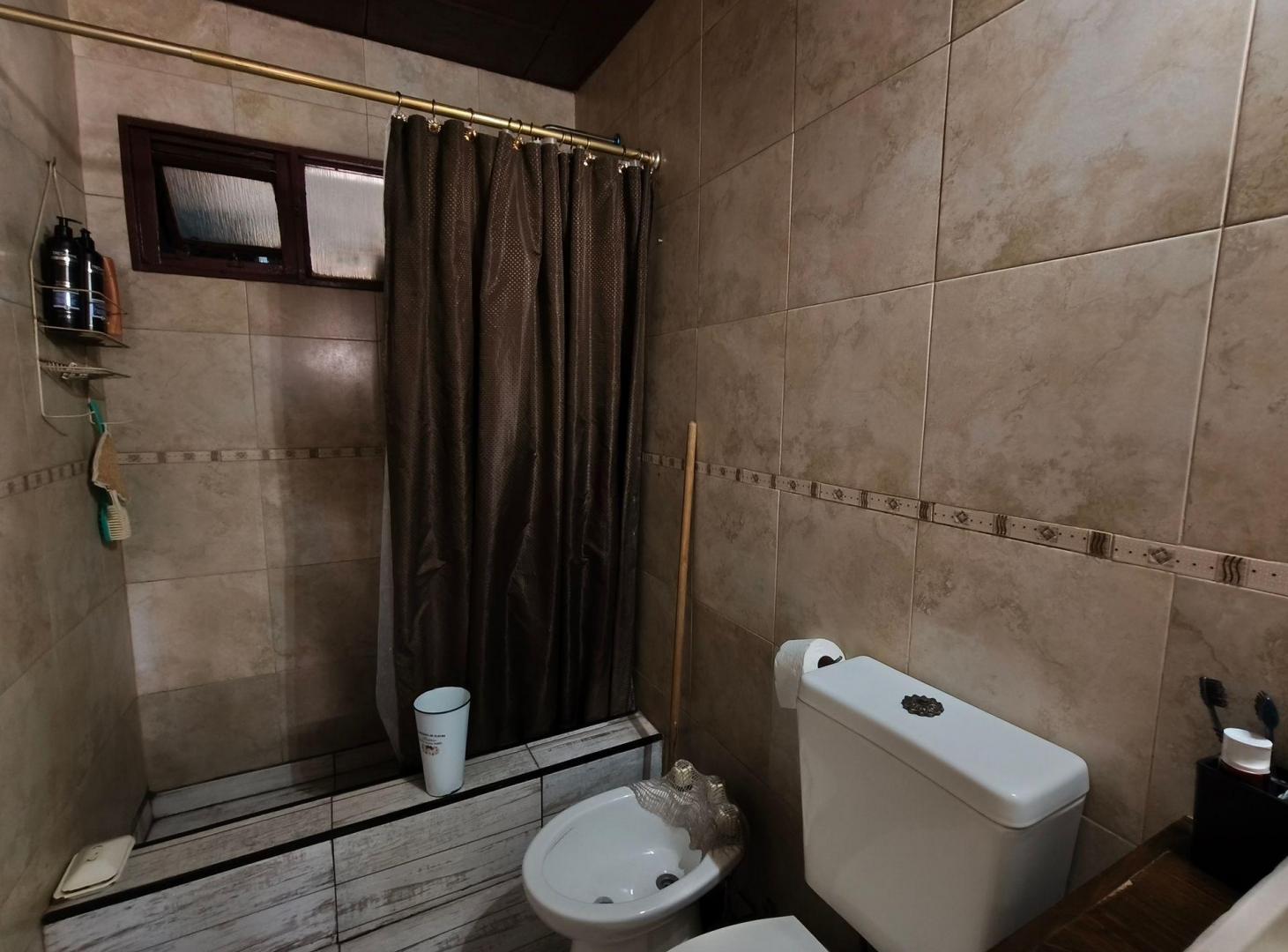 Foto de Casa 4 Amb. con Parque en Barrio FOECYT, imagen 3