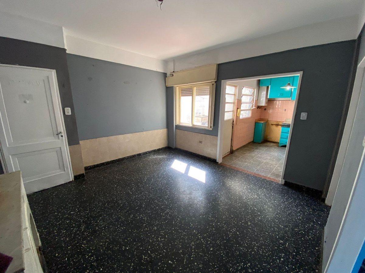 Foto de VENTA PH 3 AMBIENTES EN LANUS APTO CREDITO, imagen 1