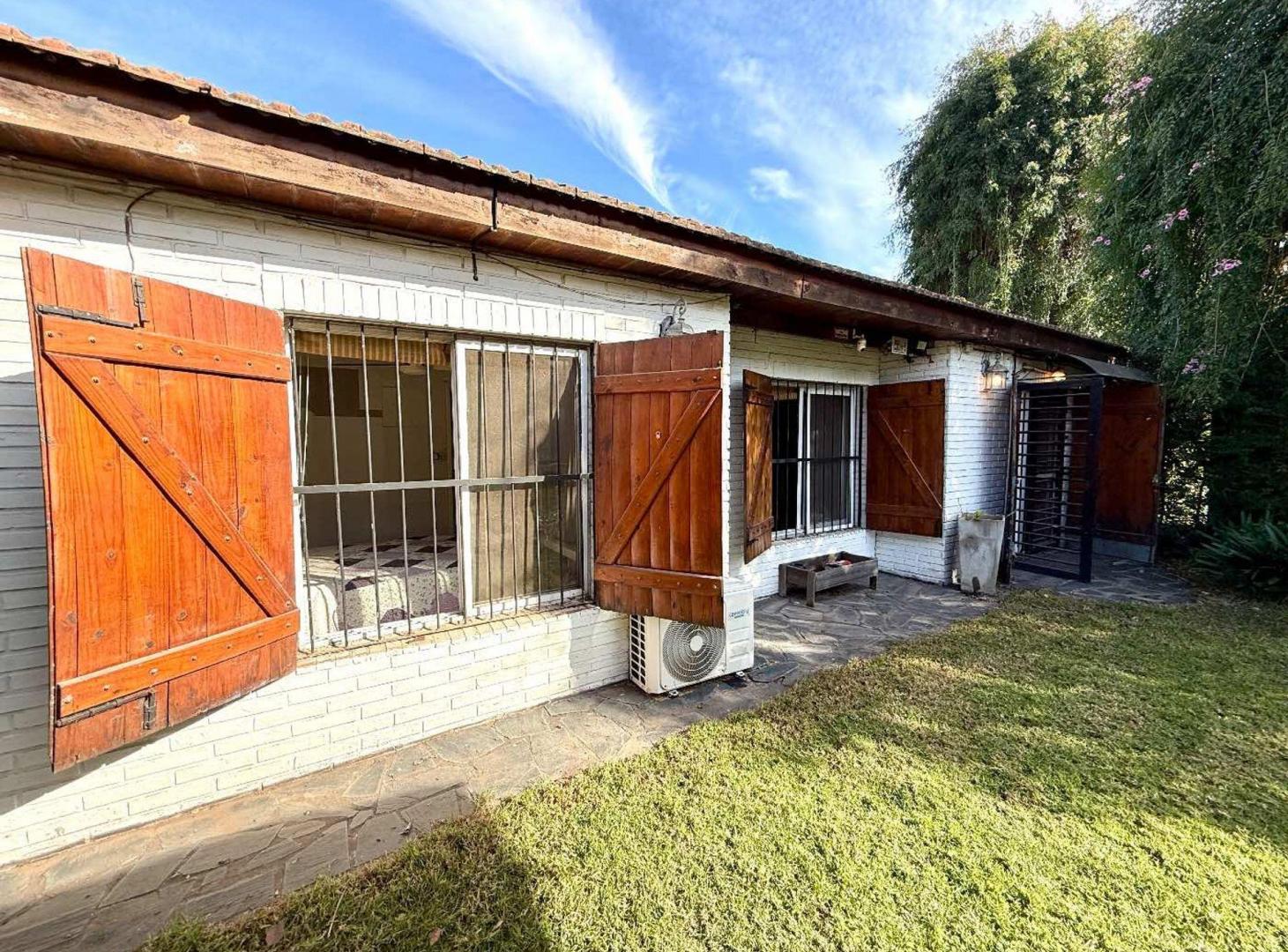Foto de Venta Casa Del Viso Pileta Jardín Quincho Parrilla, imagen 2
