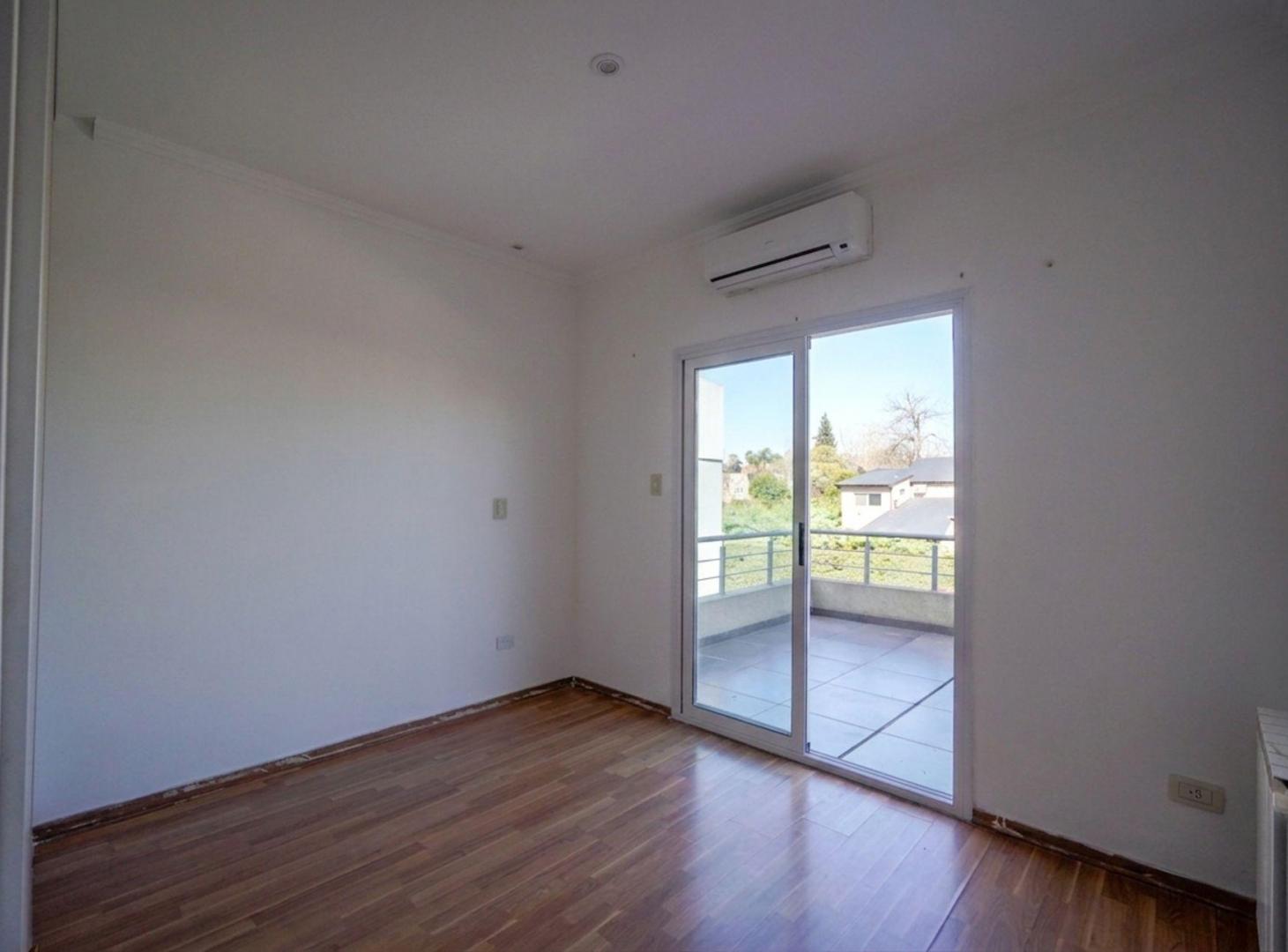 Foto de CASA EN VENTA 5 AMBIENTES EN HARAS MARIA VICTORIA, imagen 5