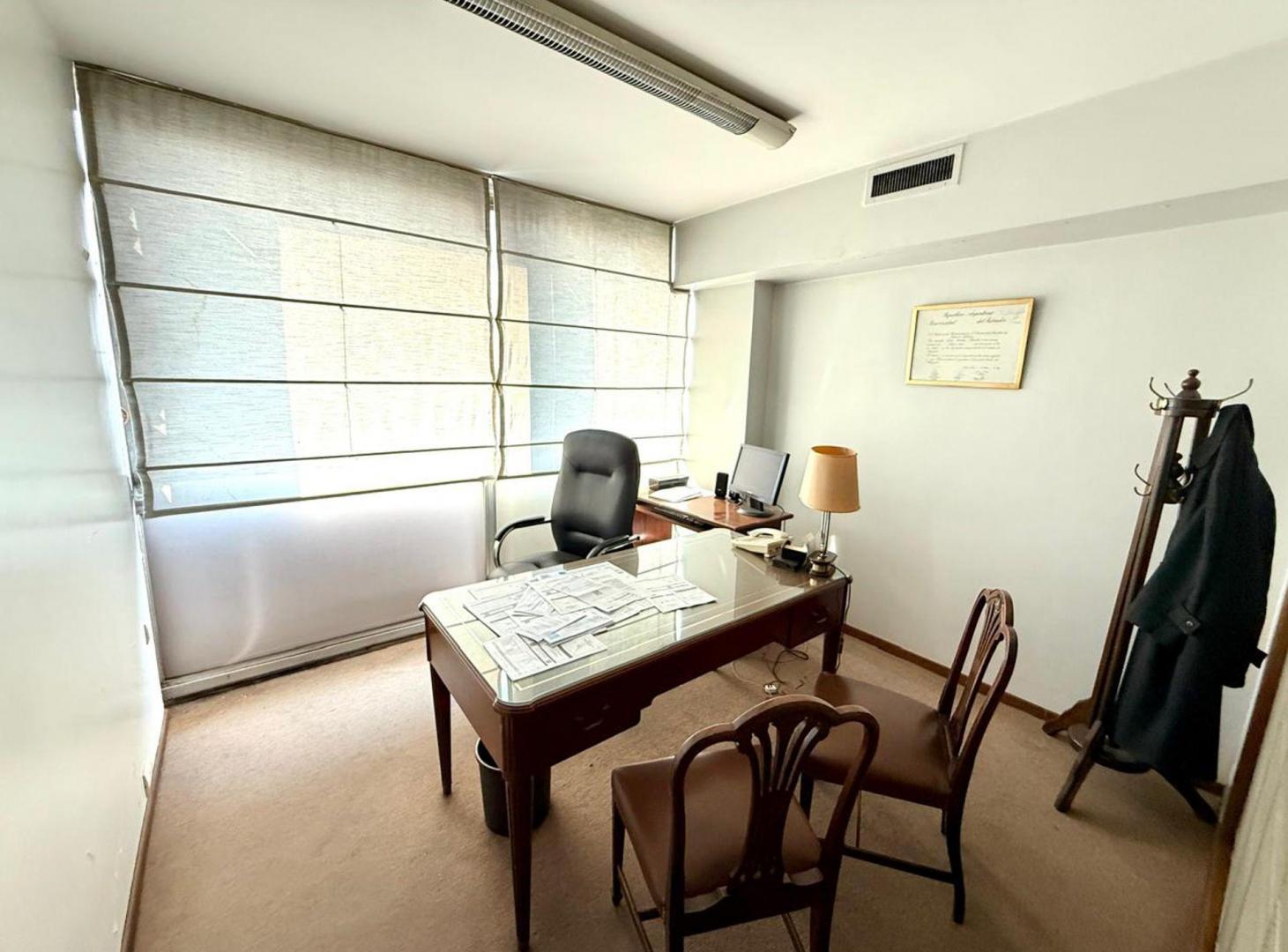 Foto de Departamento oficina con Sala de Reunión Piso alto, imagen 4