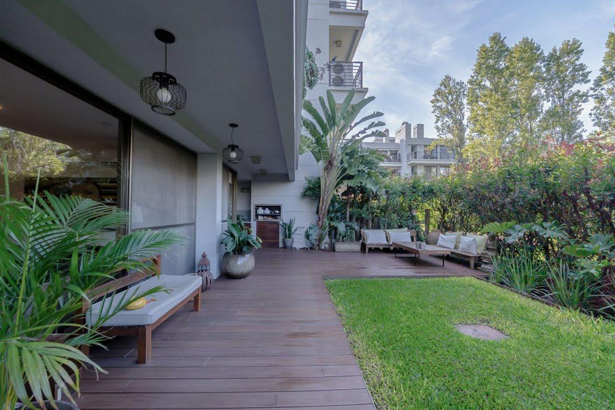 VENTA DEPTO. 4 AMB. C/DEP - JARDIN Y COCHERA