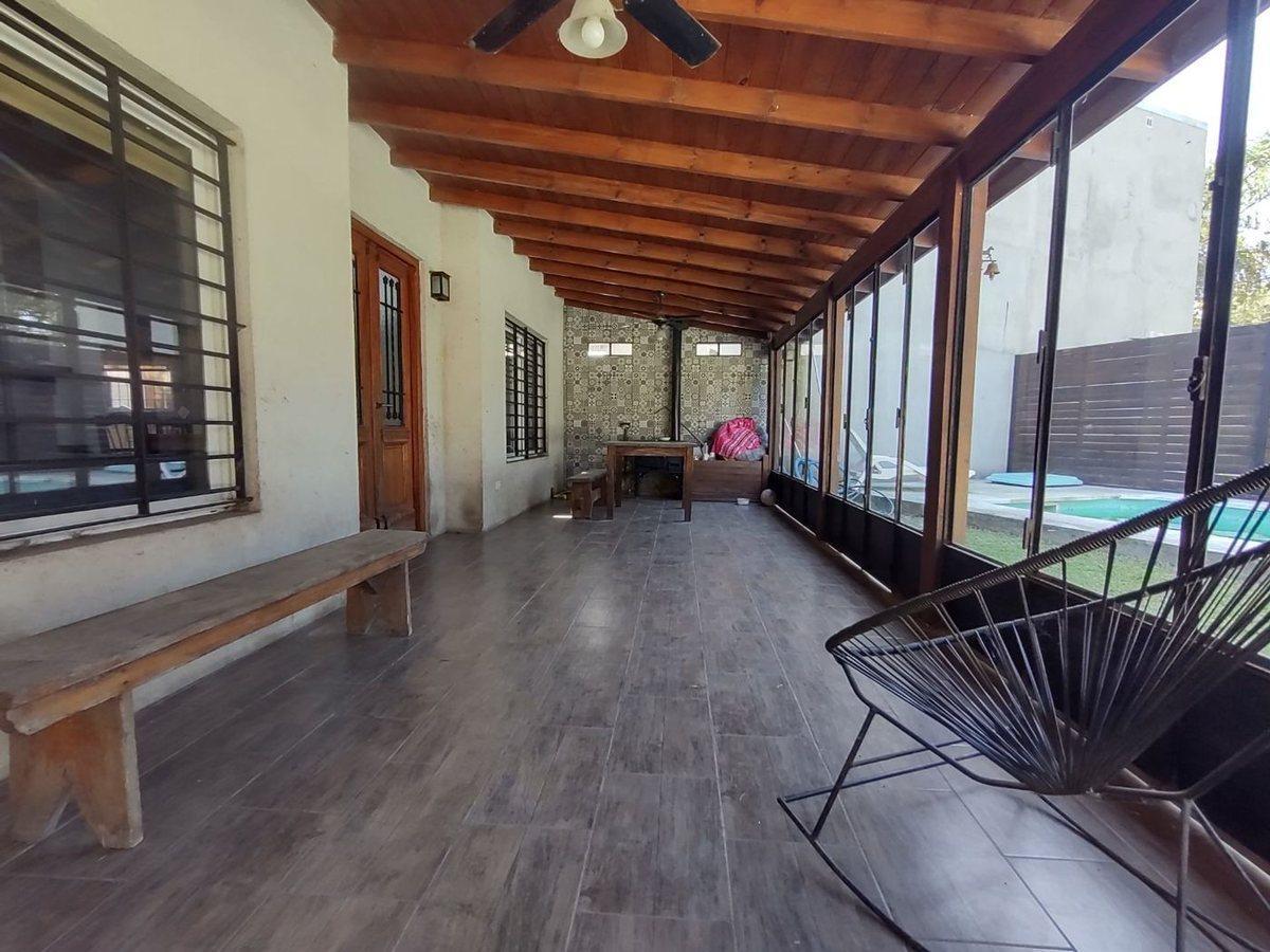 Foto de Casa 4 amb con pileta y quincho en Derqui Pilar, imagen 3