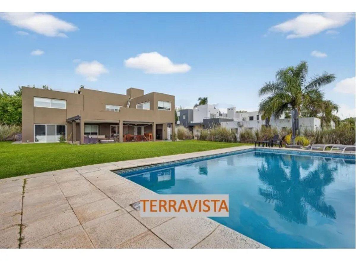 Foto de VENTA CASA EN TERRAVISTA 4 DORMITORIOS, imagen 2