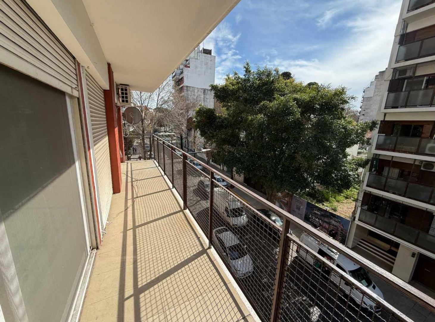 Foto de DEPARTAMENTO VENTA 4 AMB C/BALCON EN COLEGIALES, imagen 4