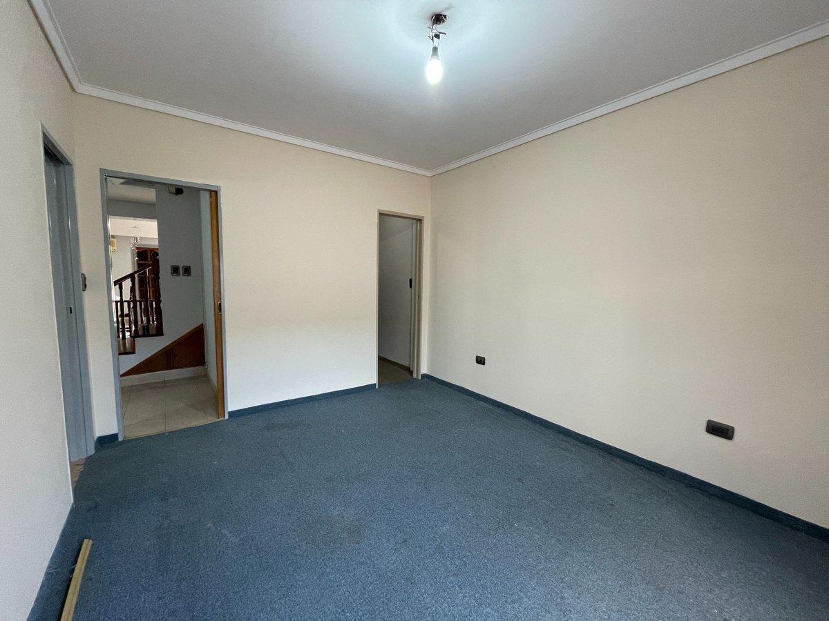 Foto de Venta Casa 4 Ambientes, con deposito de San Andres, imagen 2