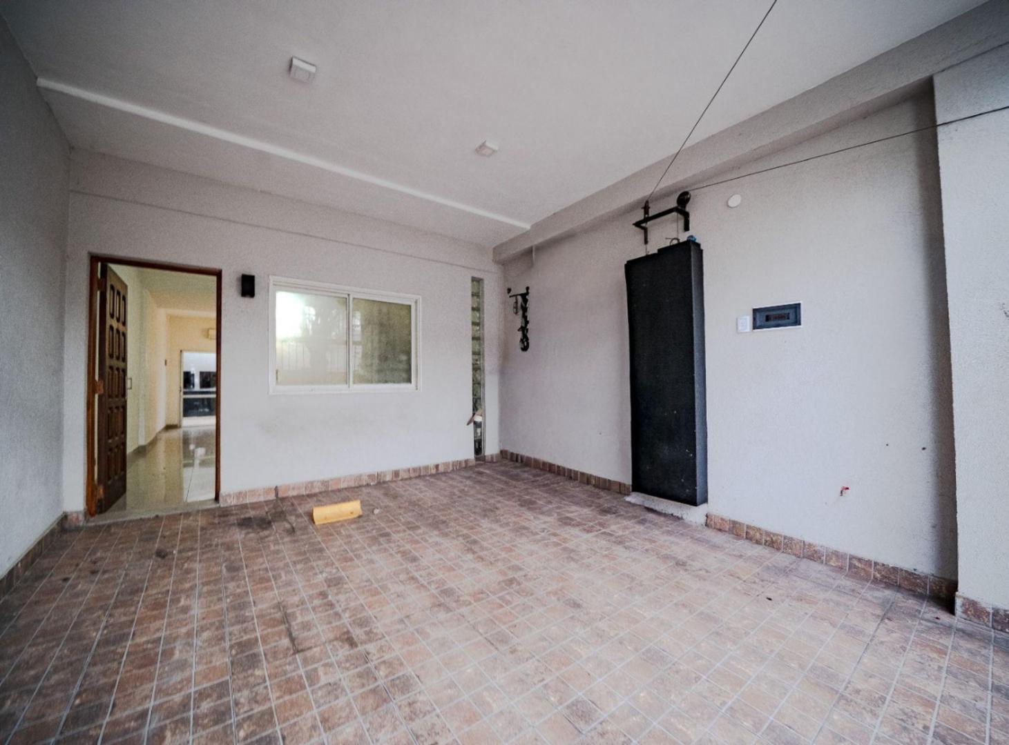 Foto de VENTA CASA 4 AMBIENTES VILLA URQUIZA - PERMUTA, imagen 5