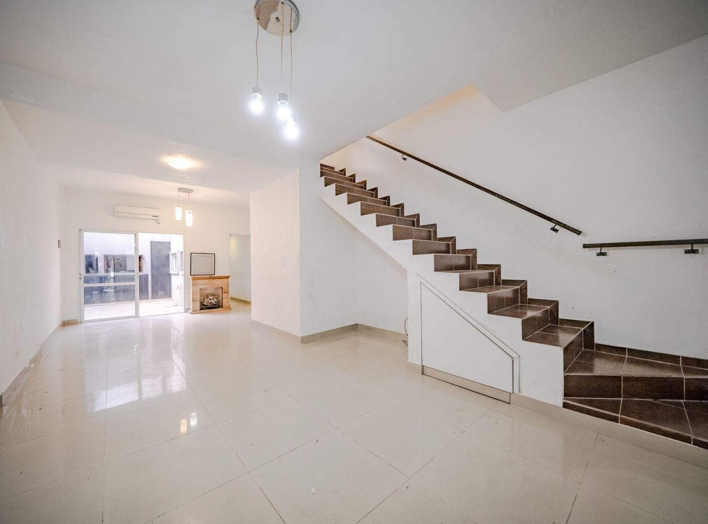 Foto de VENTA CASA 4 AMBIENTES VILLA URQUIZA - PERMUTA, imagen 1