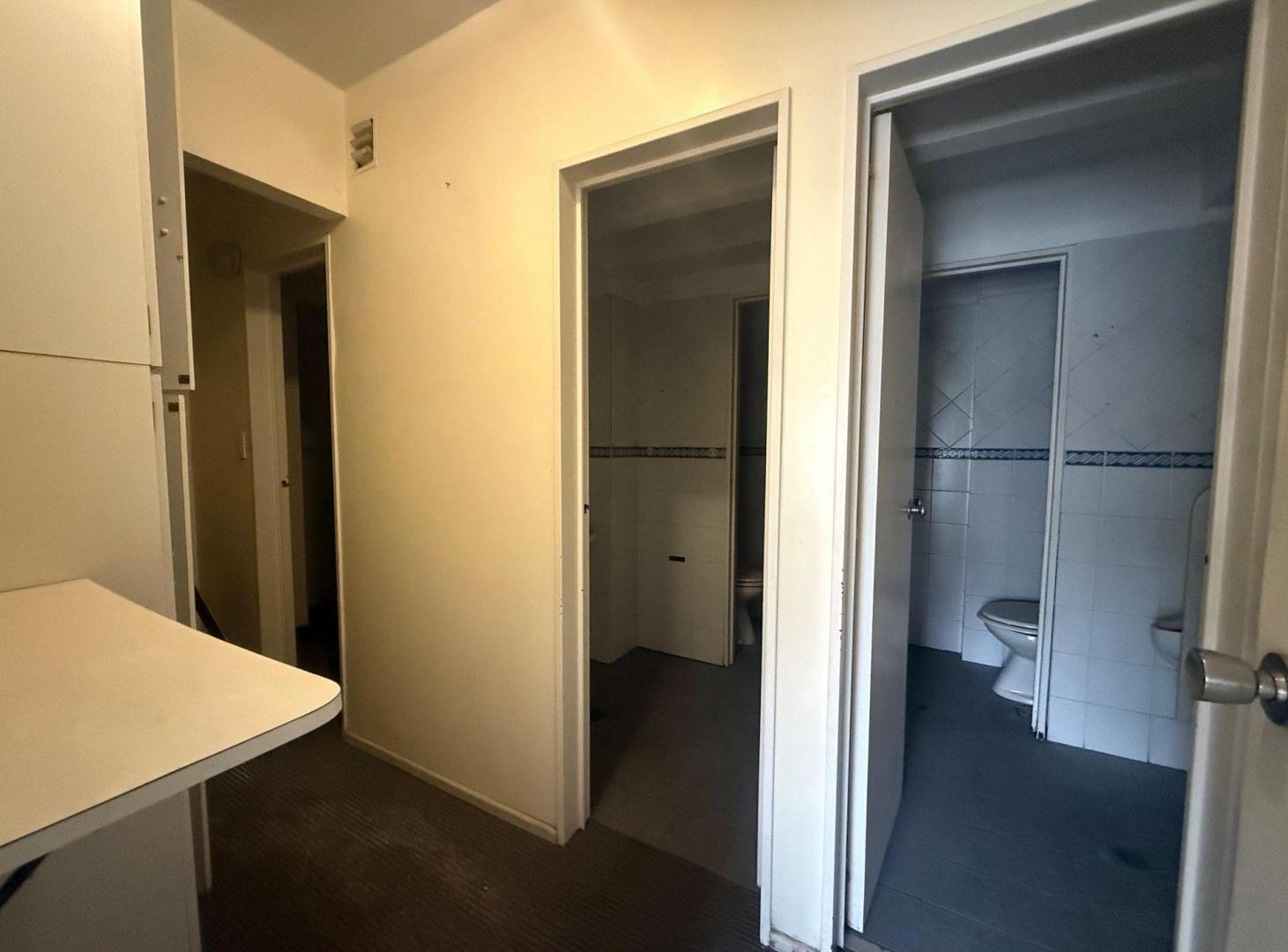 Foto de VENTA - Semipiso de Oficinas + 2 cocheras propias, imagen 3