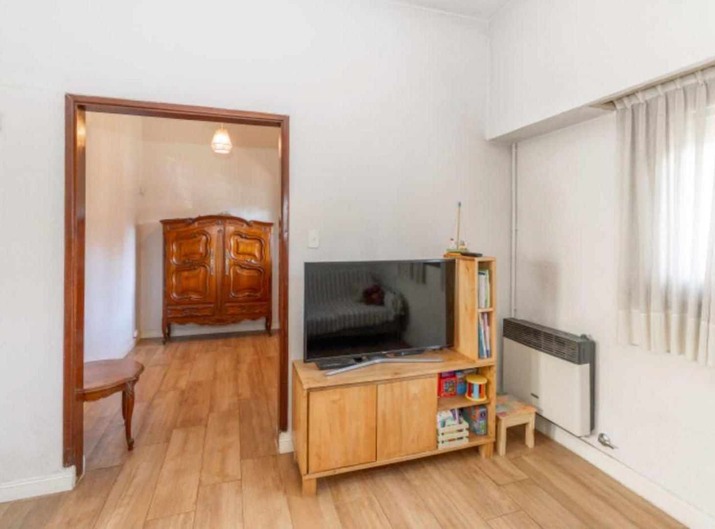 Foto de Casa lote propio 3 amb c/terraza venta Olivos, imagen 1