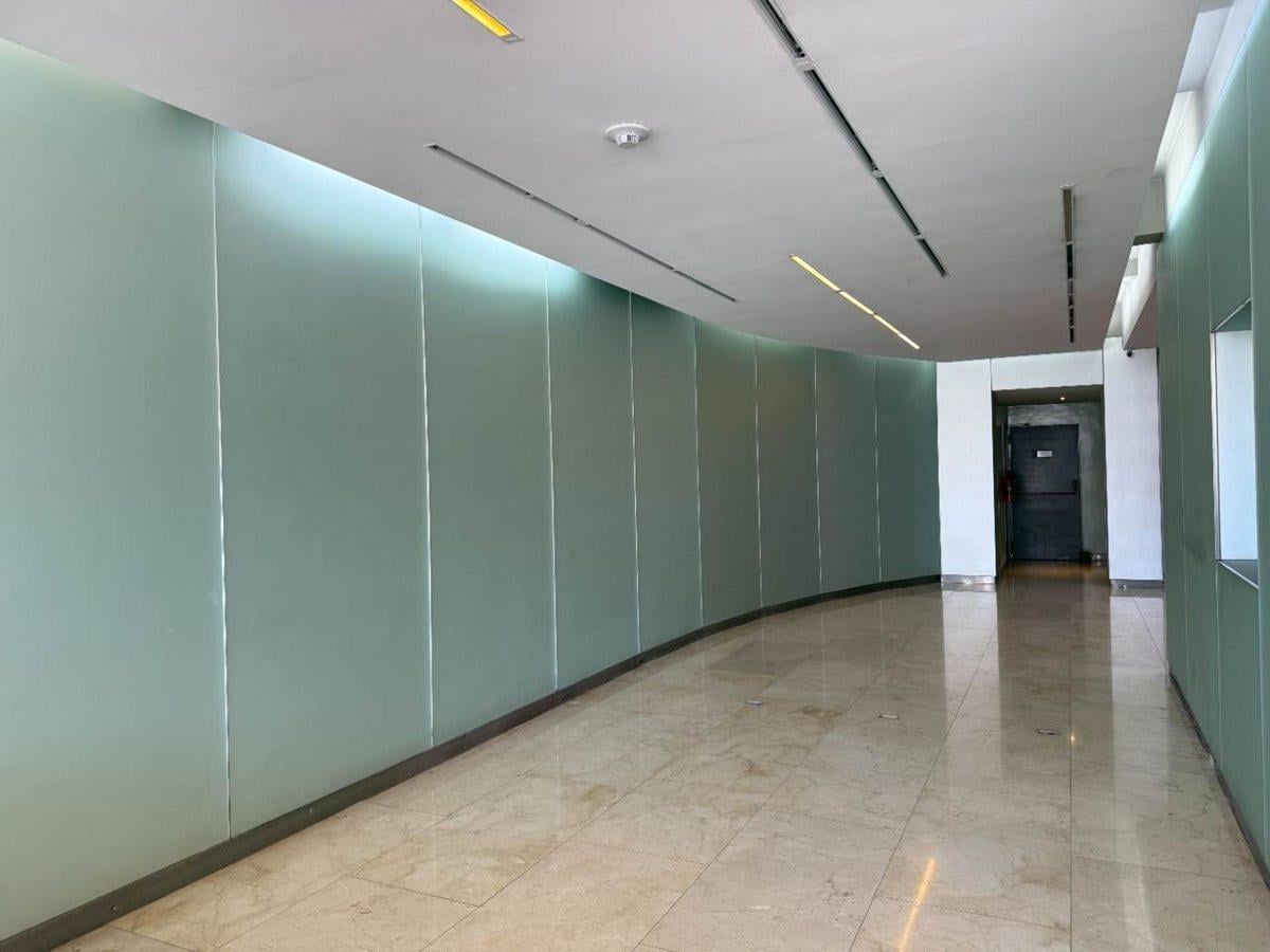 Foto de VENTA OFICINA PISO COMPLETO AZOPARDO 451, imagen 3
